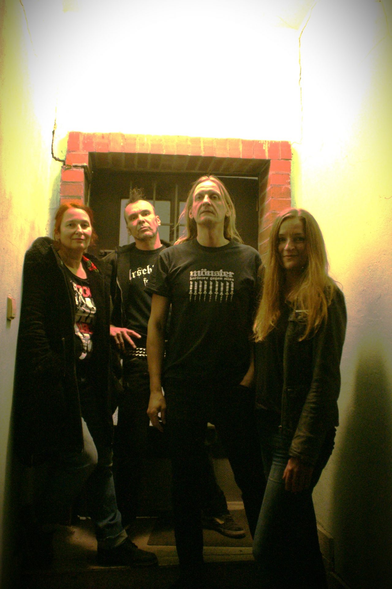 BLUTWURST + LIQUID LAUGHTER (DE-Karlsruhe)