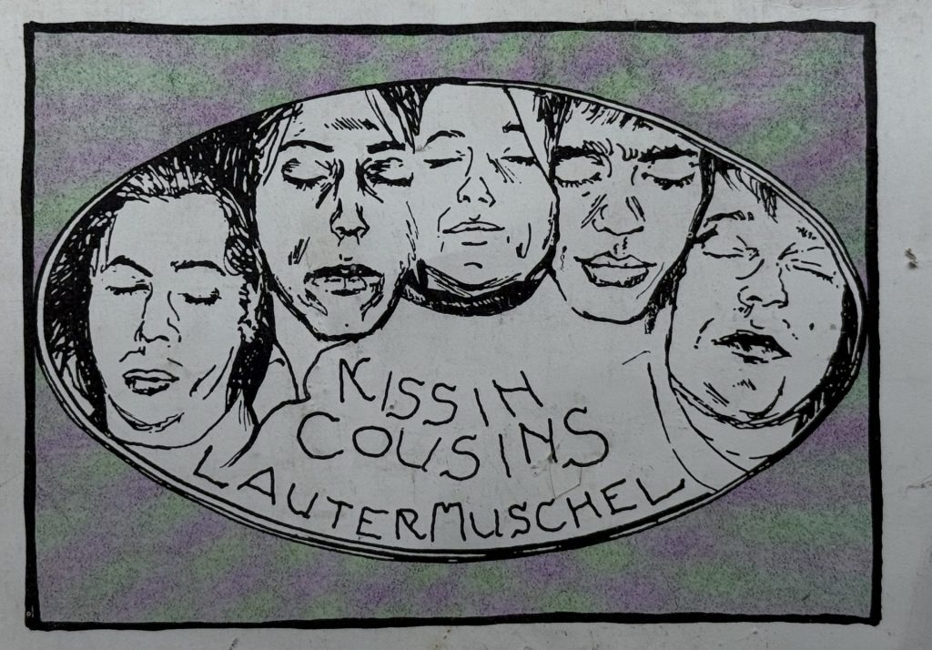 Postkarte von Kissin Cousins zum Tonträger "Lautermuschel"