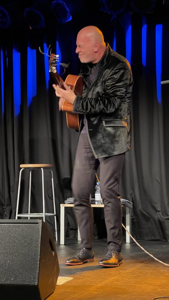 Friend' Fellow im Karlsruher Jubez im Oktober 2021 (Foto by Andreas Allgeyer)