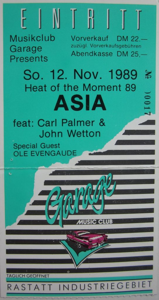 Asia "Heat of the Moment 89" featuring Carl Palmer & John Wetton. Special Guest: Ole Evengaude in der Garage im Rastatter Industriegebiet am 12 November 1989 ( Scan von Werner Kühn - Koditek)