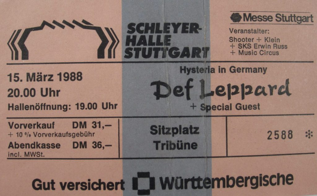 Def Leppard in der Stuttgarter Schleyerhalle am 15 März 1988 um 20:00 Uhr. Hysteria in Germany (Scan von Werner Kühn - Koditek)