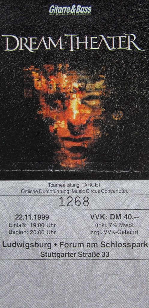 Dream Theater am 22.11.1999 im Forum am Schlosspark in Ludwigsburg an der Stuttgarter Straße 33 (Scan von Werner Kühn - Koditek)