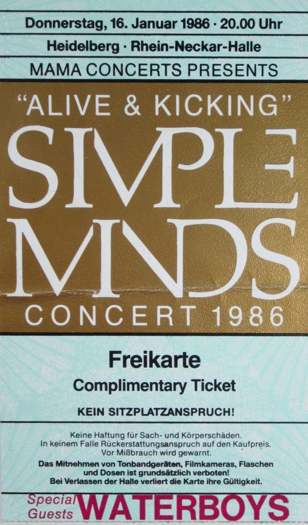 Simple Minds am 16 Januar 1986 in der Rhein-Neckar-Halle in Heidelberg, Special Guests: Waterboys (Scan von Werner Kühn - Koditek)