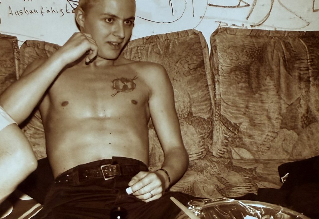 Gestapo Cops Innsbruck (Lead Vocal: Tex Dixigas)