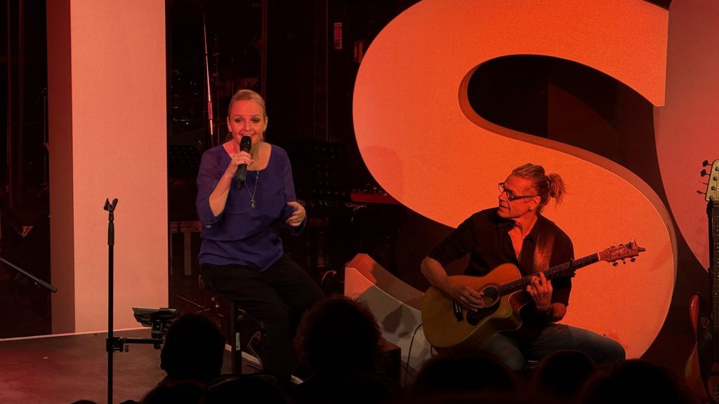 Buchi trifft ..Sandie Wollasch und Matthias Hautsch am 11.02.2026 im Sandkorn-Theater
