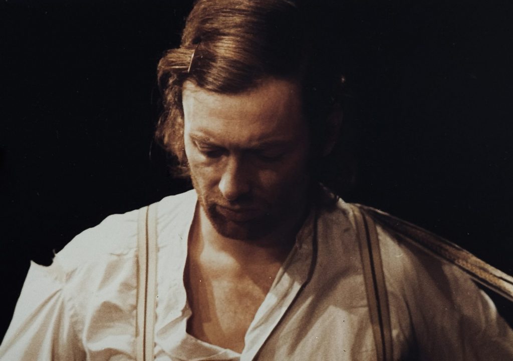 Unbekannter Theaterschauspieler (Szenenfoto) (Fotograf: Peter Lober)