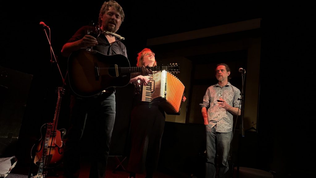 Ryan O’Reilly (mit Laura Eigbrecht und Tali Trow) im NUN, Kulturraum am 17.04.2026