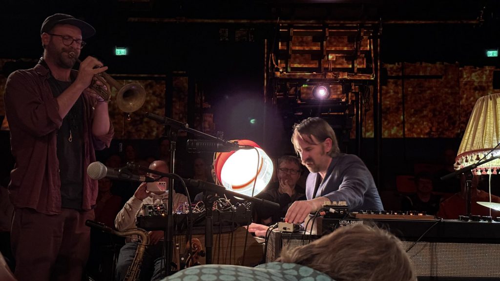 Das Vereinsheim (mit Liv Solveig, Das Paradies, Lui Hill, Joël Fonsegrive, Tomek Witiak und Julian Maier-Hauff) im Tollhaus am 19.04.2026
