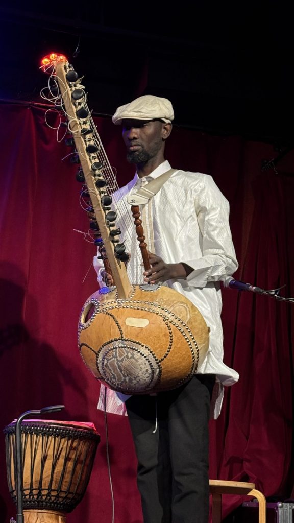 Anne Pe (mit Moussa Cissokho und Tobias Hölscher) im Mikado am 09.05.2026