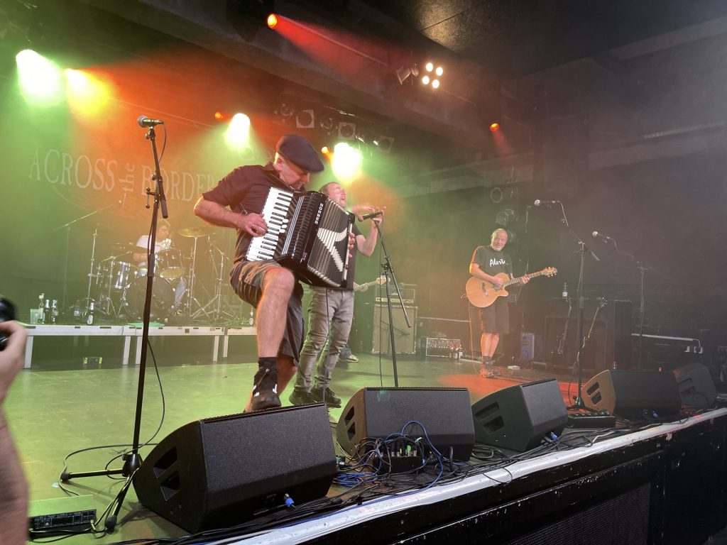 Across the Border am 26 Dezember 2024 im Substage