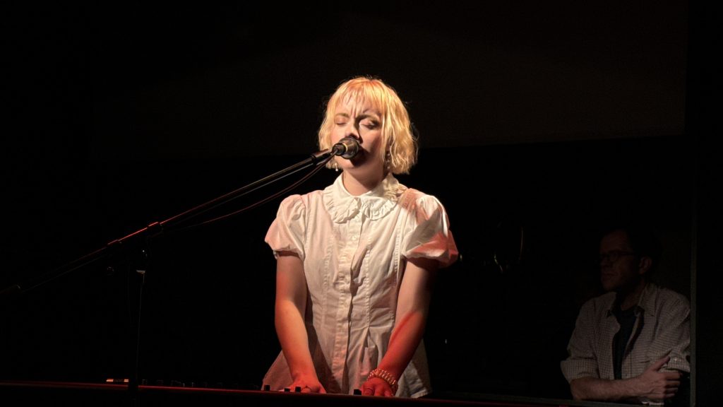 
Stina Holmquist im NUN, Kulturraum Karlsruhe am 9.10.2026 
