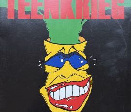 Teenkrieg - Sun and Rain / Too Much/ I won't stay / Parents / On the Beach /Over the Ocean / Everything's allright / Don`t staat home / Losing the Ground/ Just Sorrows / Wait no more /Good Night (mit Noe - Vocals, Amos - Drums , Jan - Guitar , Christoph - Bass) Teenkrieg - Sun and Rain / Too Much/ I won't stay / Parents / On the Beach /Over the Ocean / Everything's allright / Don`t staat home / Losing the Ground/ Just Sorrows / Wait no more /Good Night (mit Noe - Vocals, Amos - Drums , Jan - Guitar , Christoph - Bass)