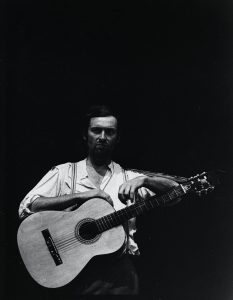 Unbekannter Theaterschauspieler (Szenenfoto) (Fotograf: Peter Lober) Unbekannter Theaterschauspieler (Szenenfoto) (Fotograf: Peter Lober)